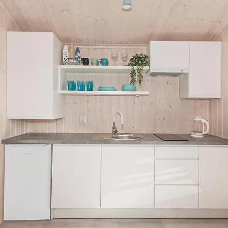 2 Bedroom Awesome In