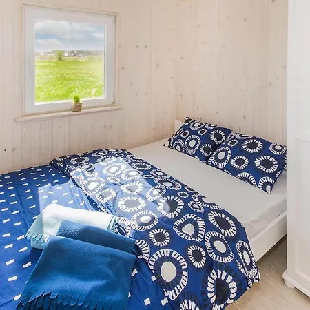 Holiday home 2 Bedroom Awesome In Darlowo Cisowo